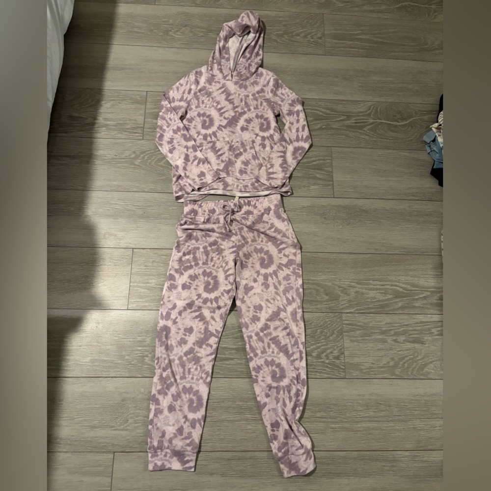 Pajamas loungewear - girls tie dye. EUC.